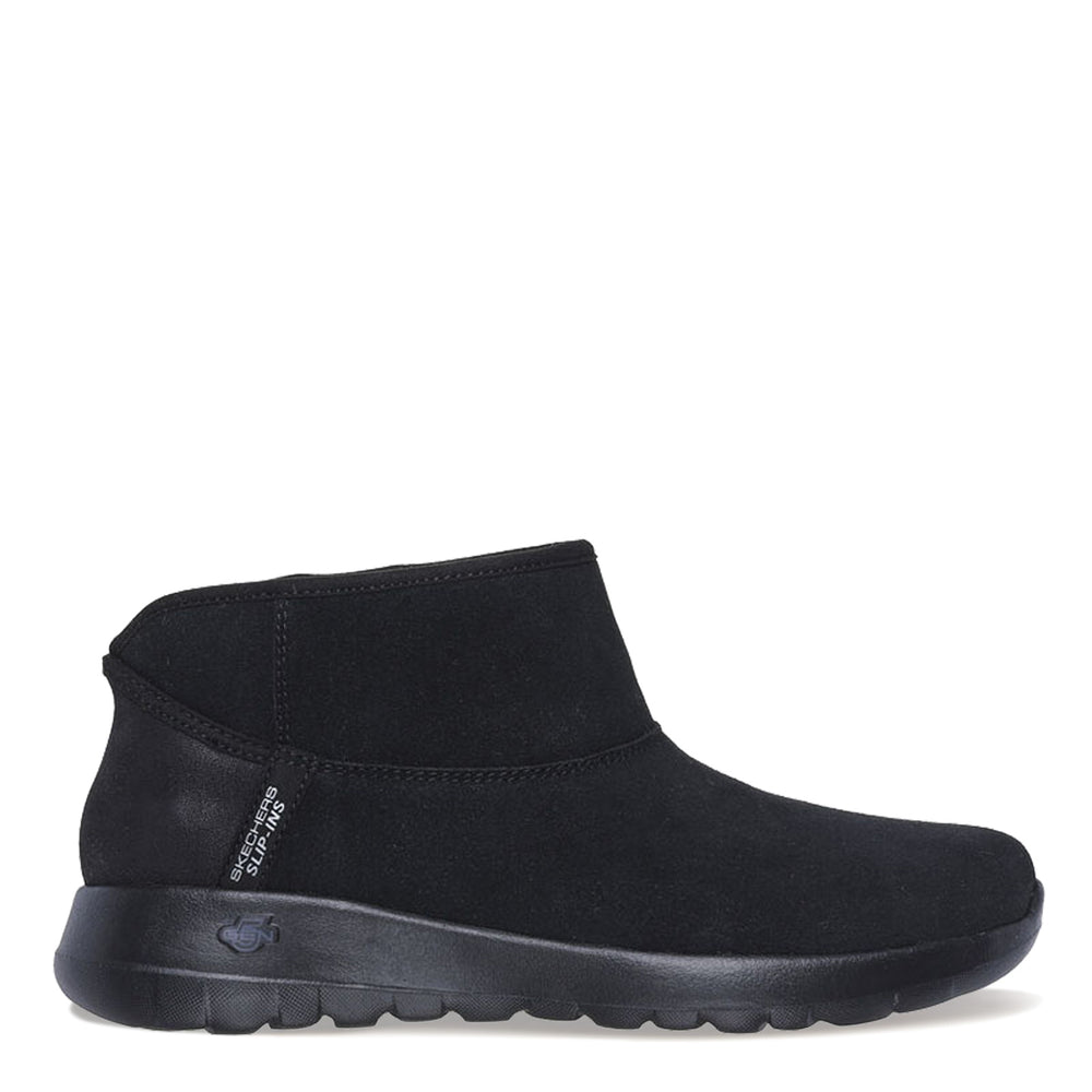 Skechers on the go retailer black