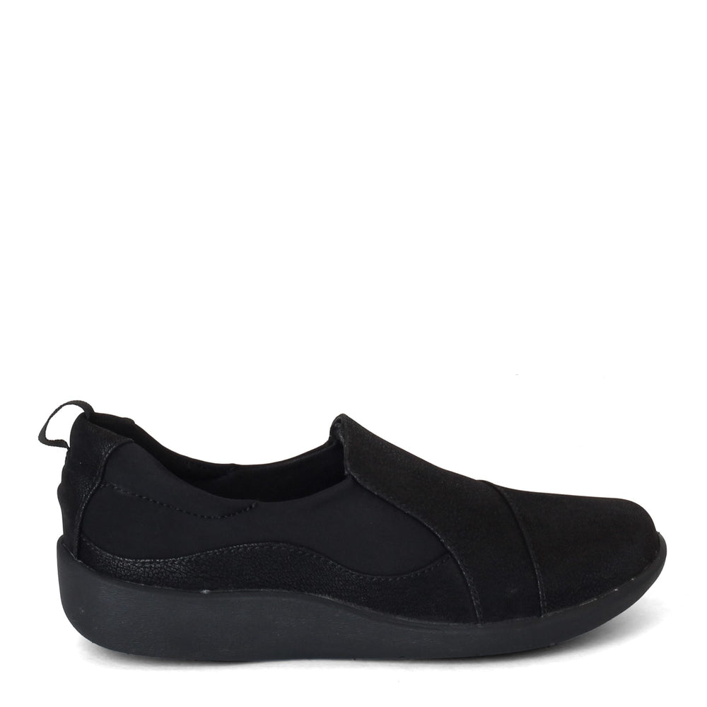 Cloudsteppers by Clarks Slip On Shoes Sillian Paz Size 8 Medium Black