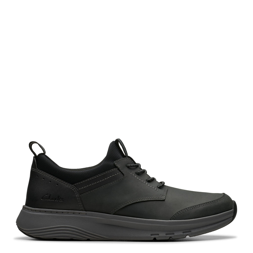 Clarks fashion black walking shoes