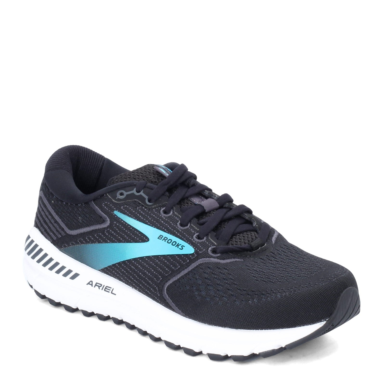 Brooks hot sale ariel sneakers