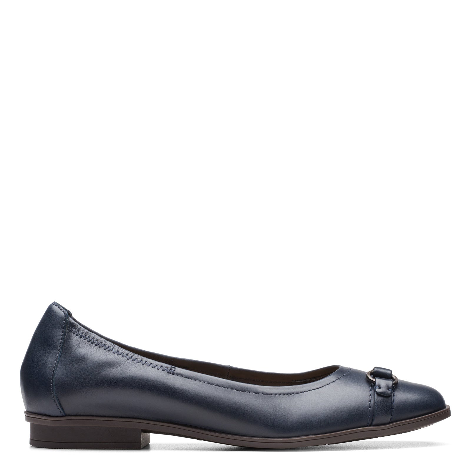 Clarks hot sale shoes flats